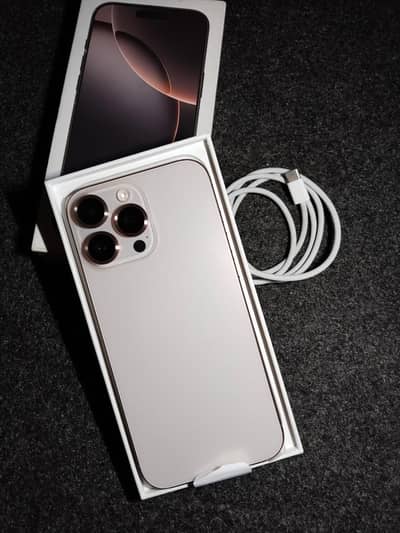 Apple iPhone 16 Pro Max