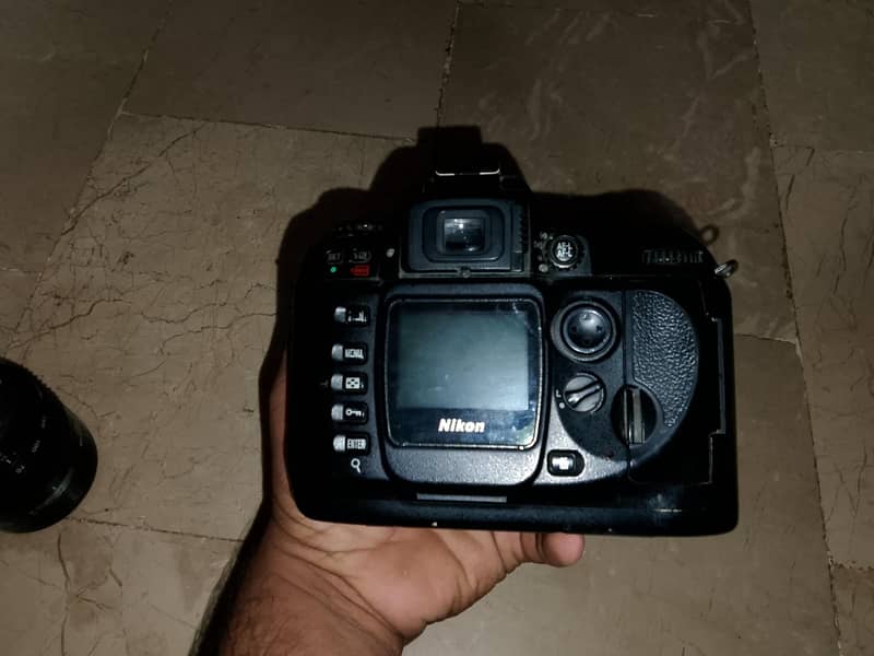 Nikon D100 5