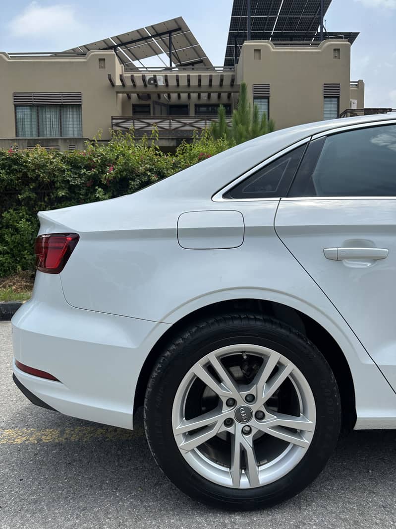 Audi A3 4