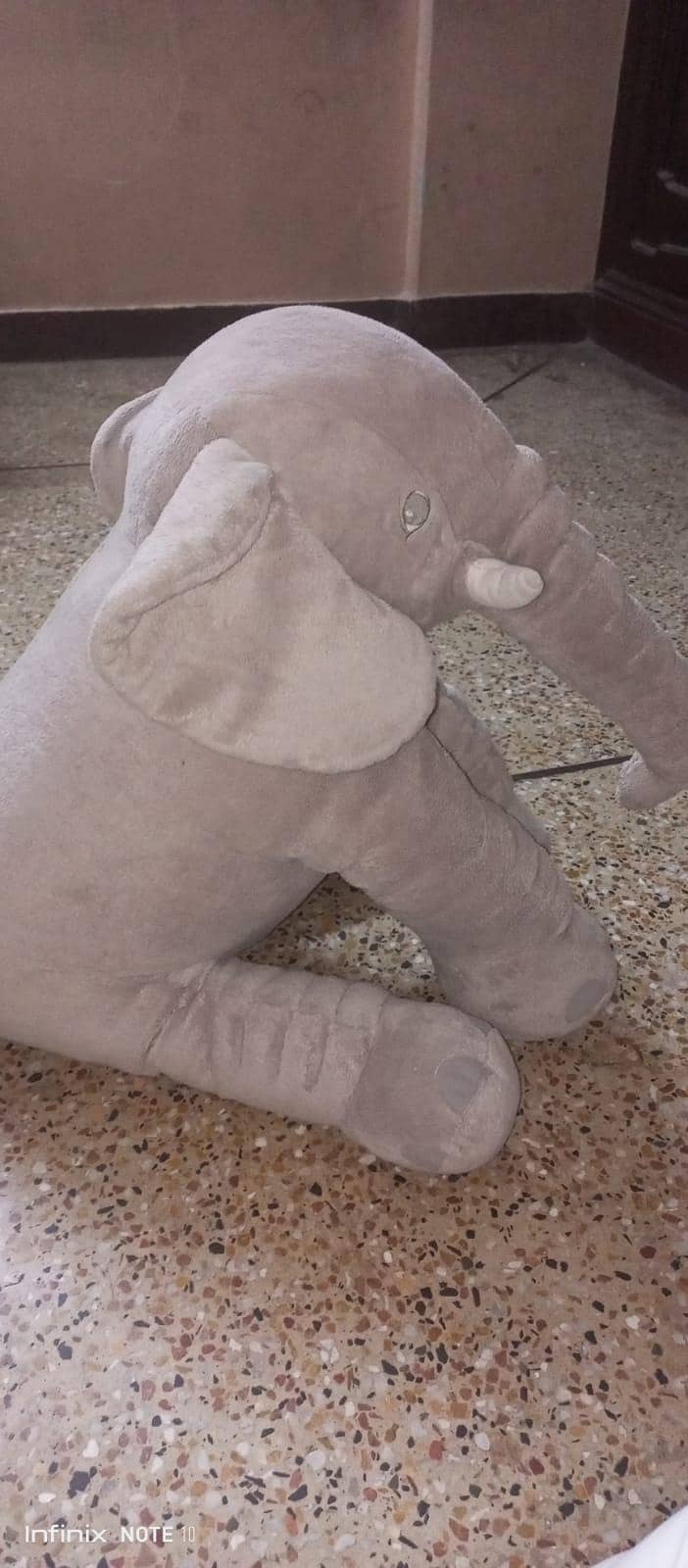 Big Elephant 0