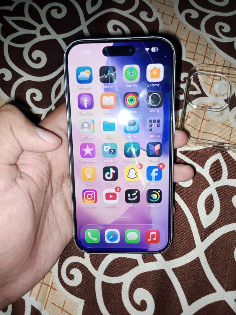 Apple iPhone 15 0