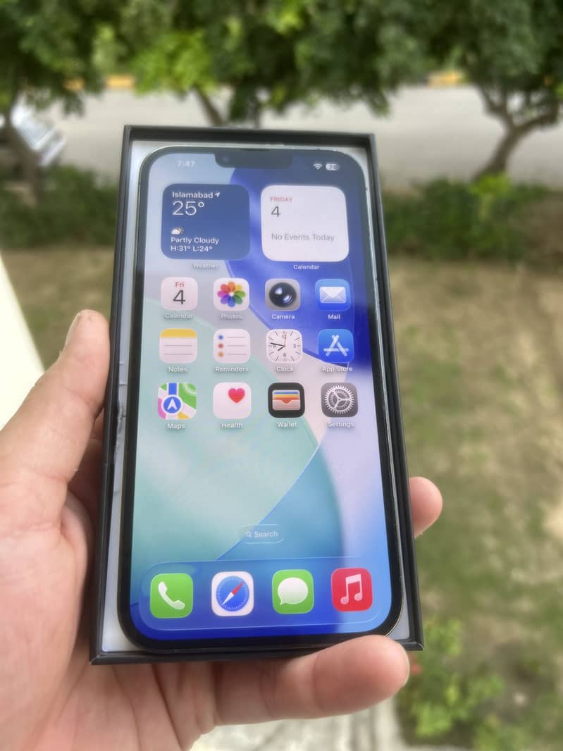 Apple iPhone 13 Pro Max. 10/10 5