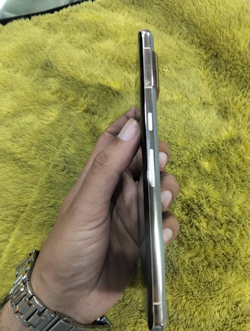 Google Pixel 7 Pro 4