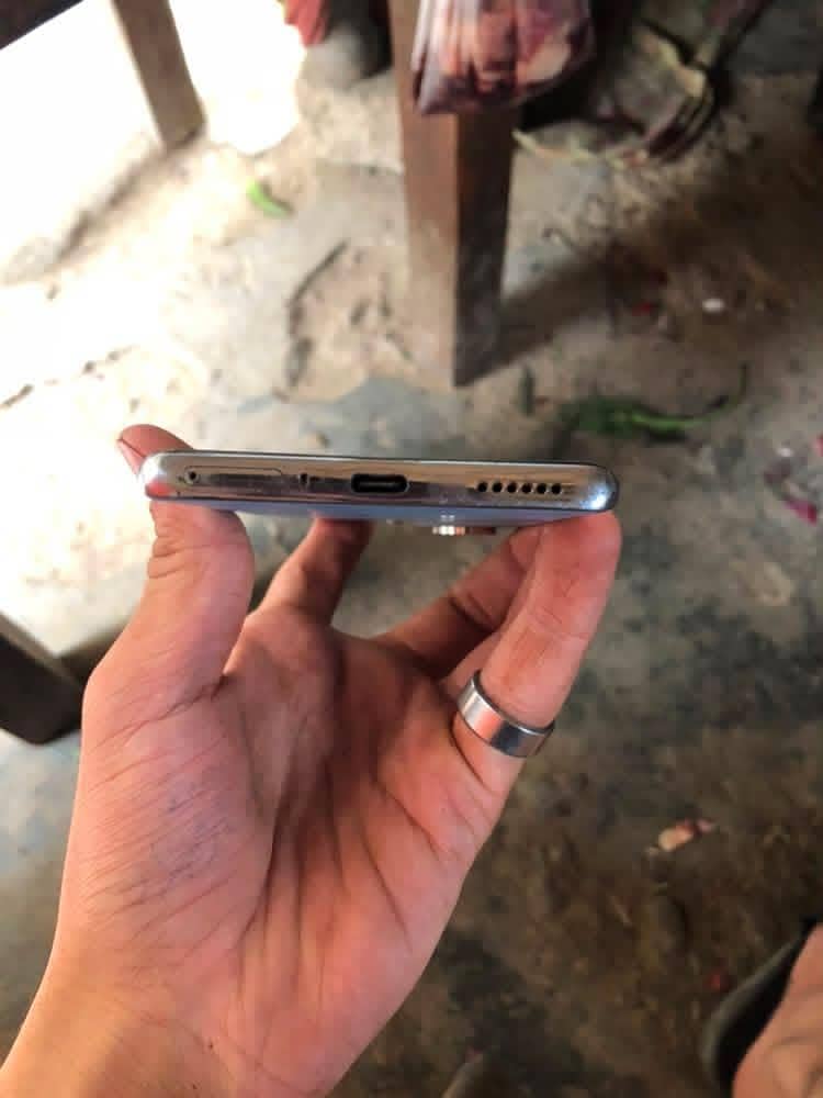 Tecno CAMON 40 Pro 0