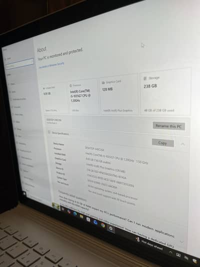 Microsoft Surface Book 10th Gen 256Gb Touch Screen Tablet + Laptop