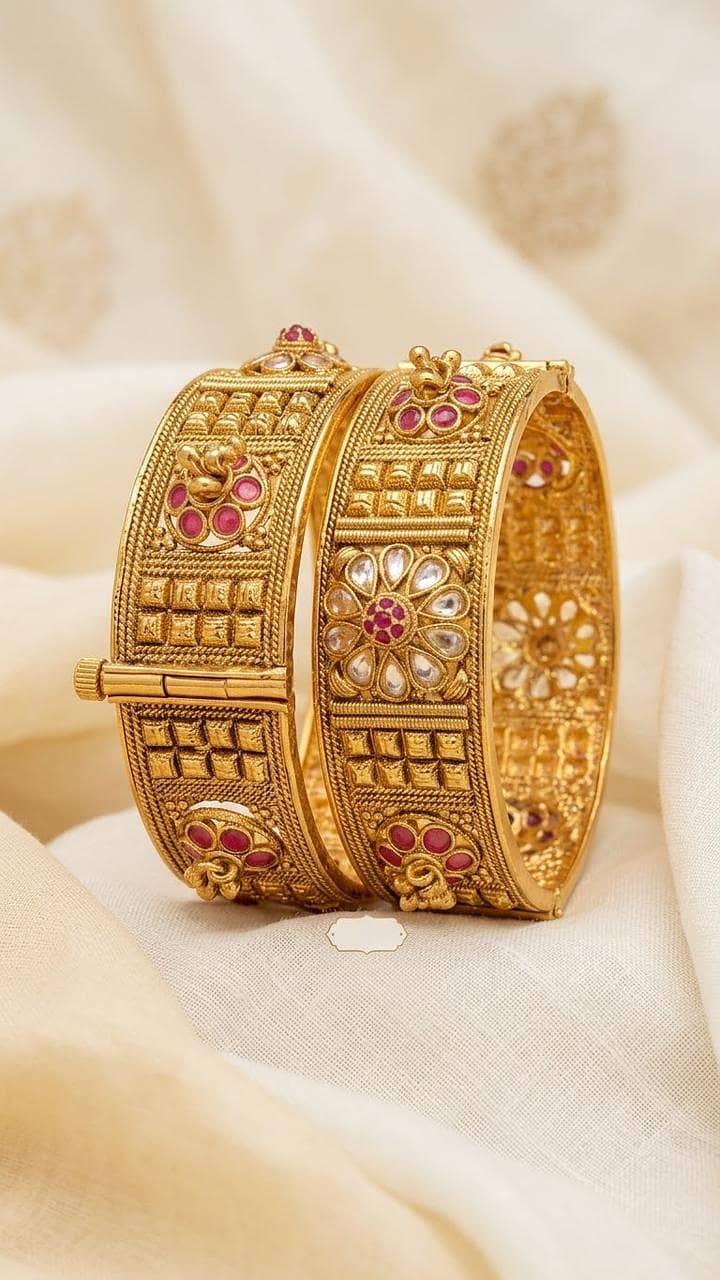 Bangle gold plated 15