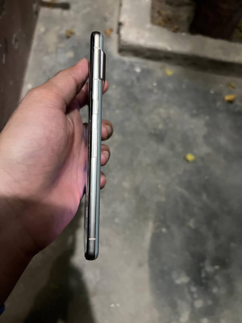Google Pixel 7 Pro 2