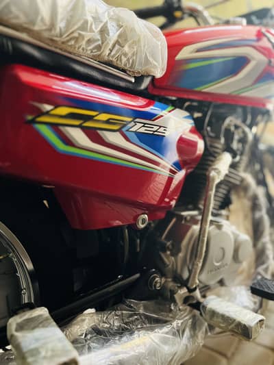 Honda CG 125 2022 zero meter condition
