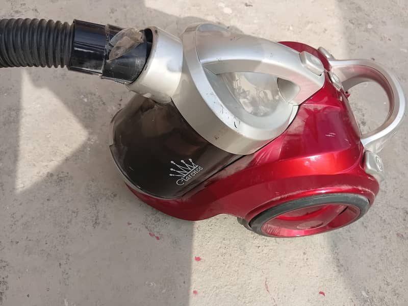 vacuum cleaner 2