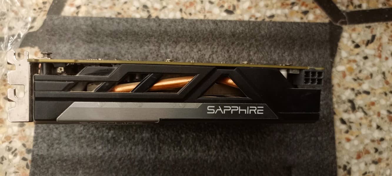 AMD R7 1
