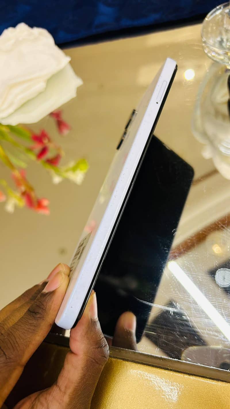 Tecno Camon 19 5