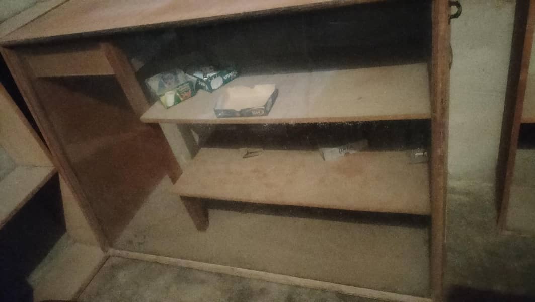 دکان کا لکڑی کا ریک، شیلف اور کاؤنٹر برائے فروخت 1