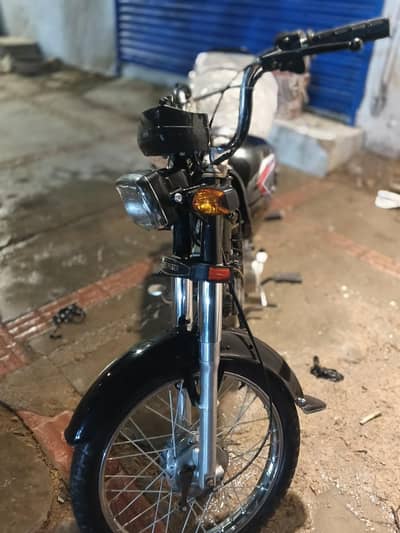 koi Kam nhi hya engine say ok hay sarf aga ka tayar dalna hay