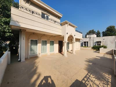HOUSE FOR RENT IN F-7