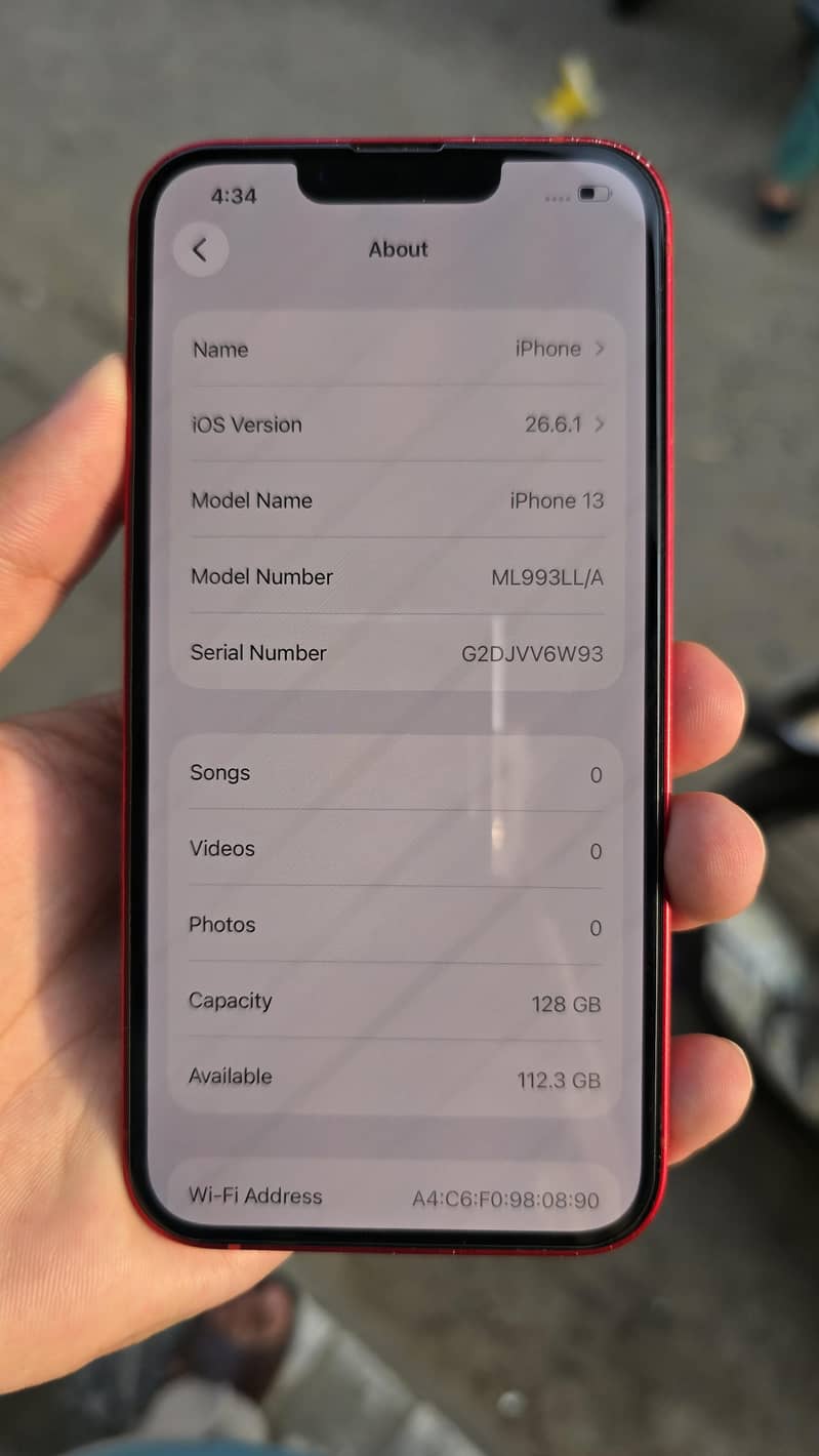 Apple iPhone 13 2