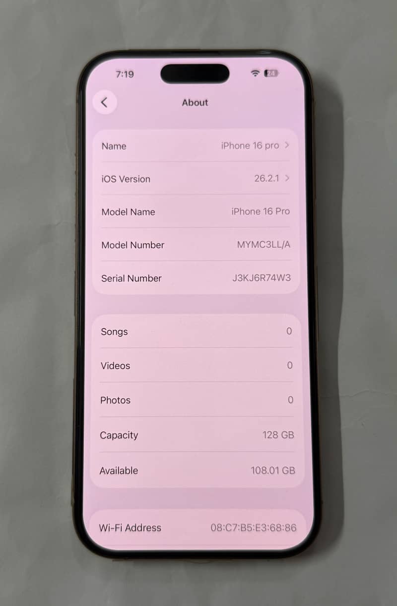 Apple iPhone 16 Pro 3
