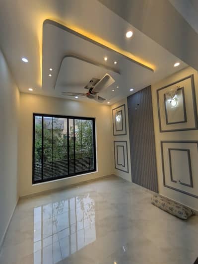 5 MARLA BRAND NEW HOUSE FOR SALE