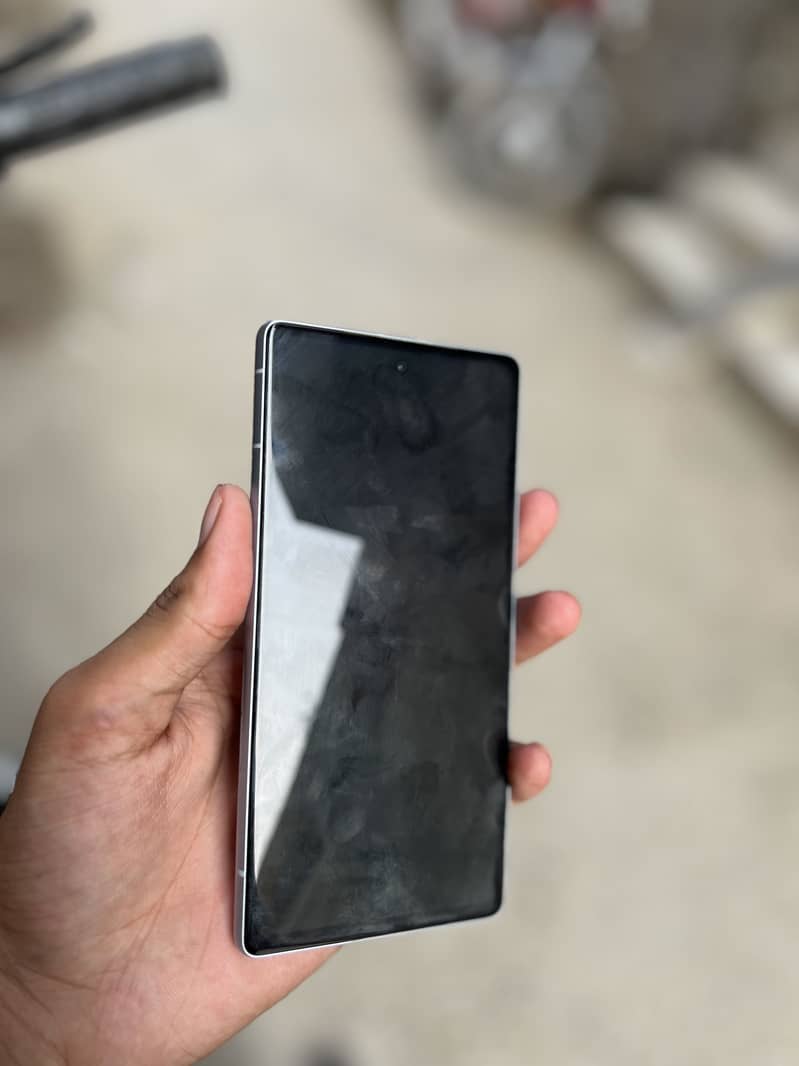 Google Pixel 7a 1
