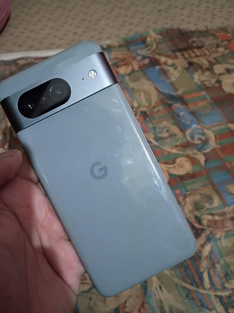 Google Pixel 8 3