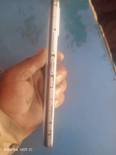 Vivo Y33s