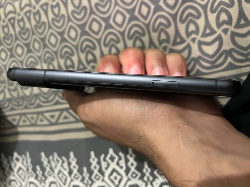 Google Pixel 8 1