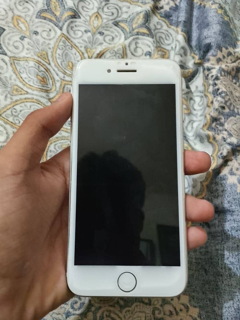 iPhone 7 10/10 condition 1