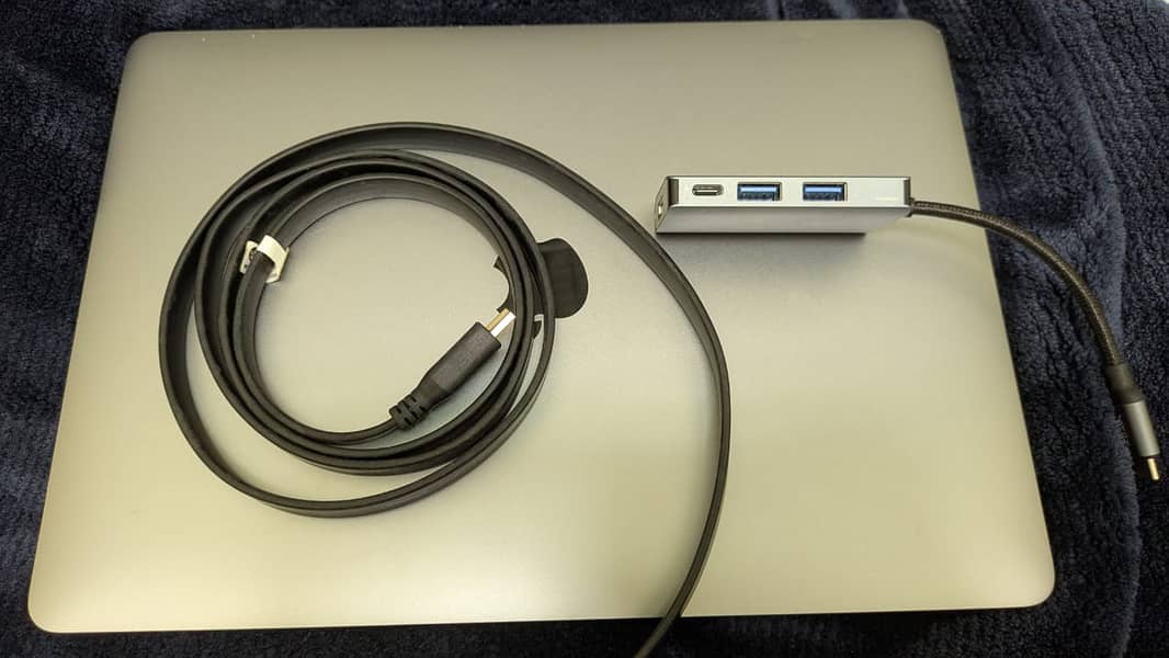 MACBOOK PRO 0