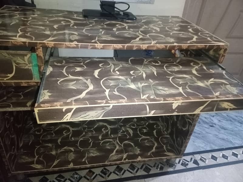 Lamination sheet computer trolley 1