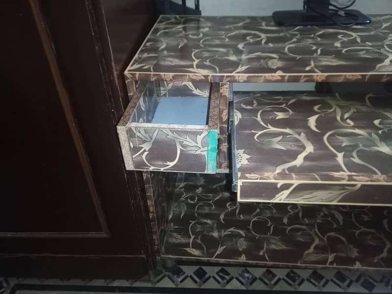 Lamination sheet computer trolley 2