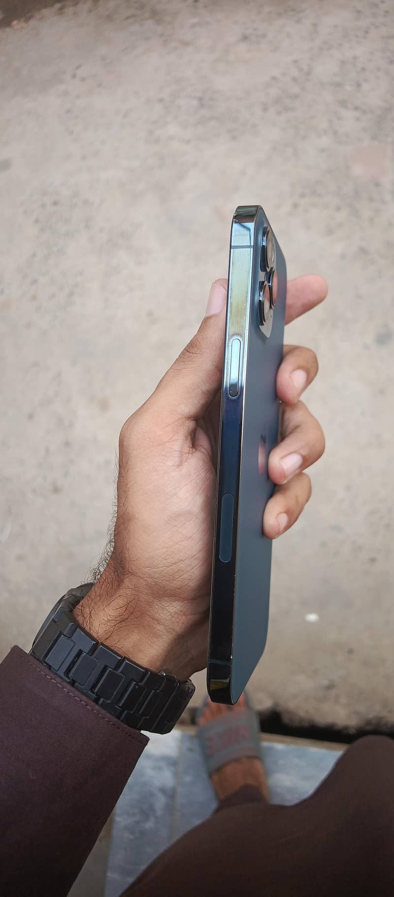 Apple iPhone 12 Pro Max 1