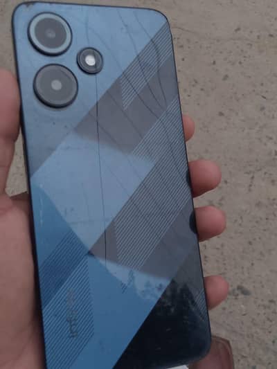 Infinix Hot 30 Play