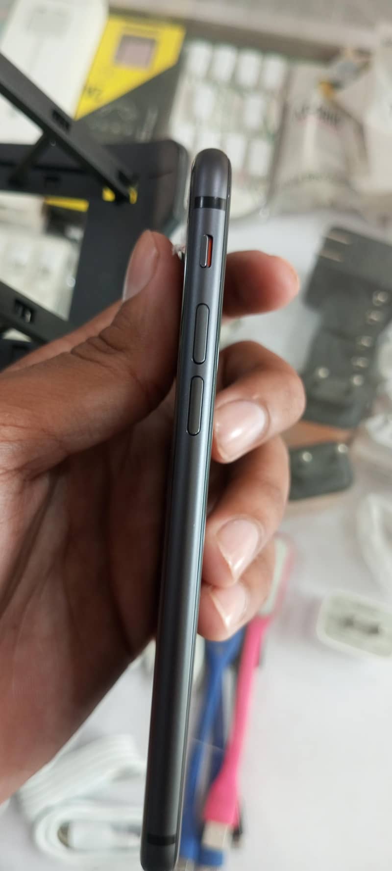 Apple iPhone 8 4