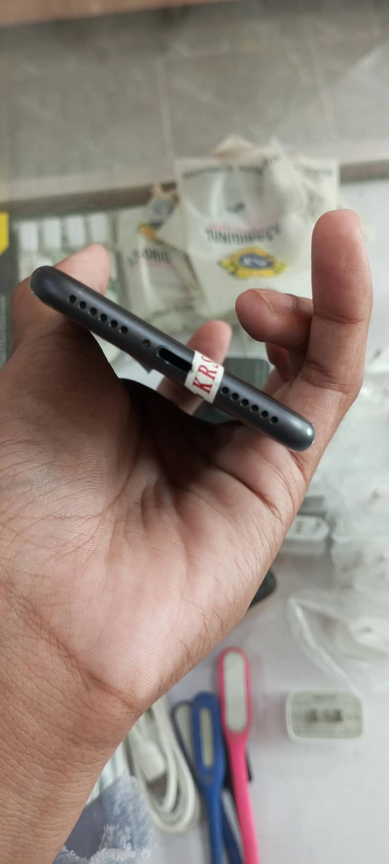 Apple iPhone 8 5