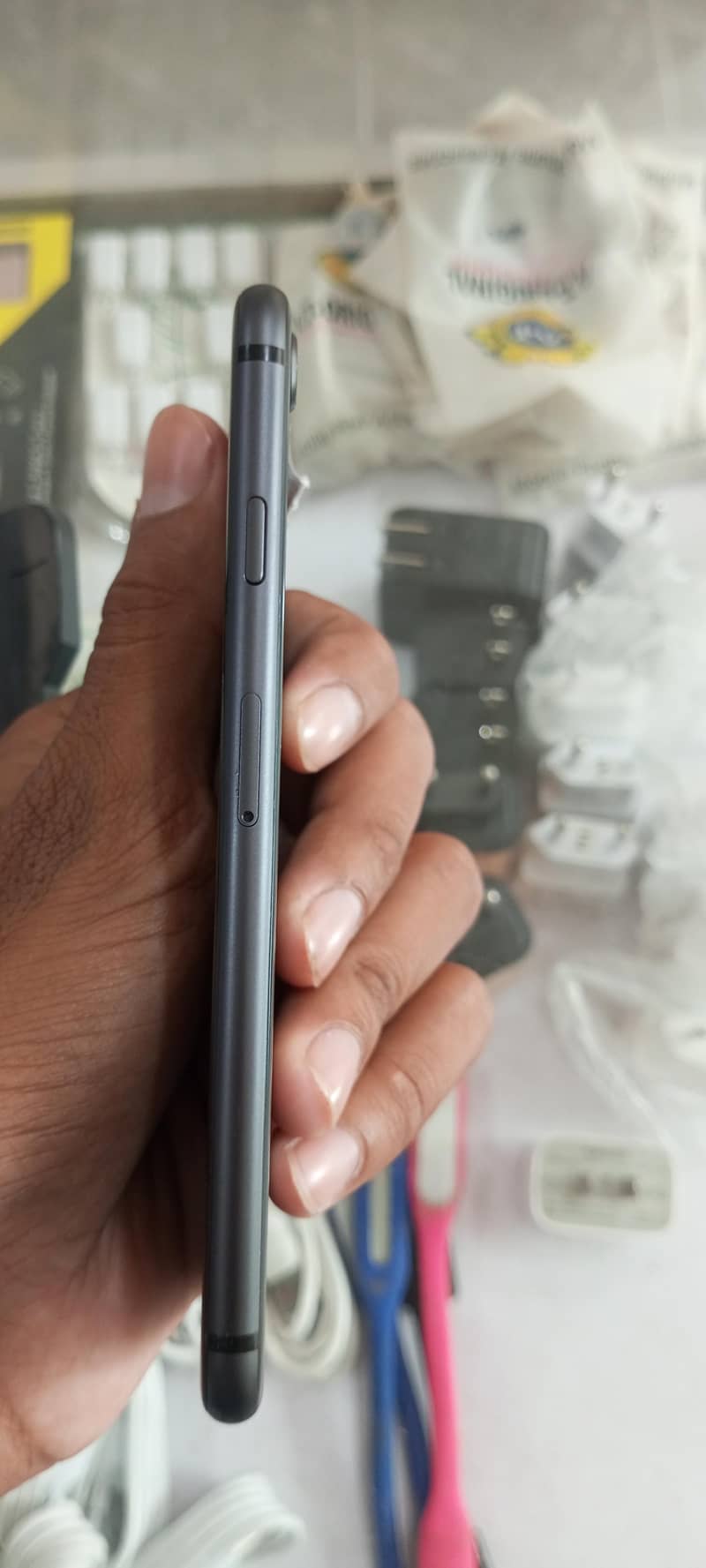 Apple iPhone 8 6