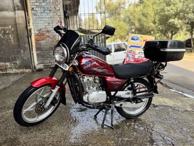 Suzuki gs 150 special edition