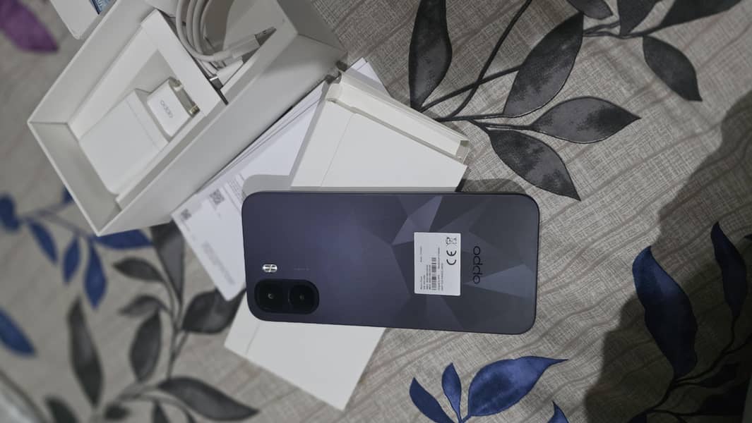 OPPO A6k 1