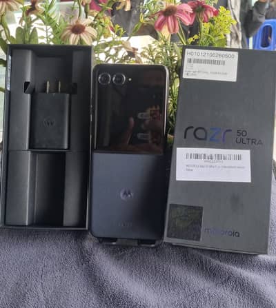 Motorola Razr 50 Ultra 12GB 512GB | PTA Approved | Box Pack |JD Phone
