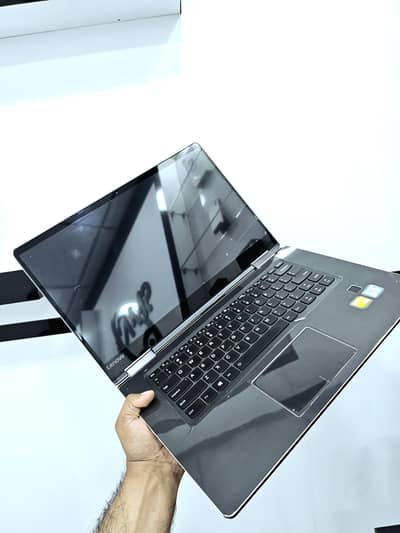 Lenovo Yoga 710-15IKB 360 touch rotate I7 7TH Nvidea 512 GB SSD