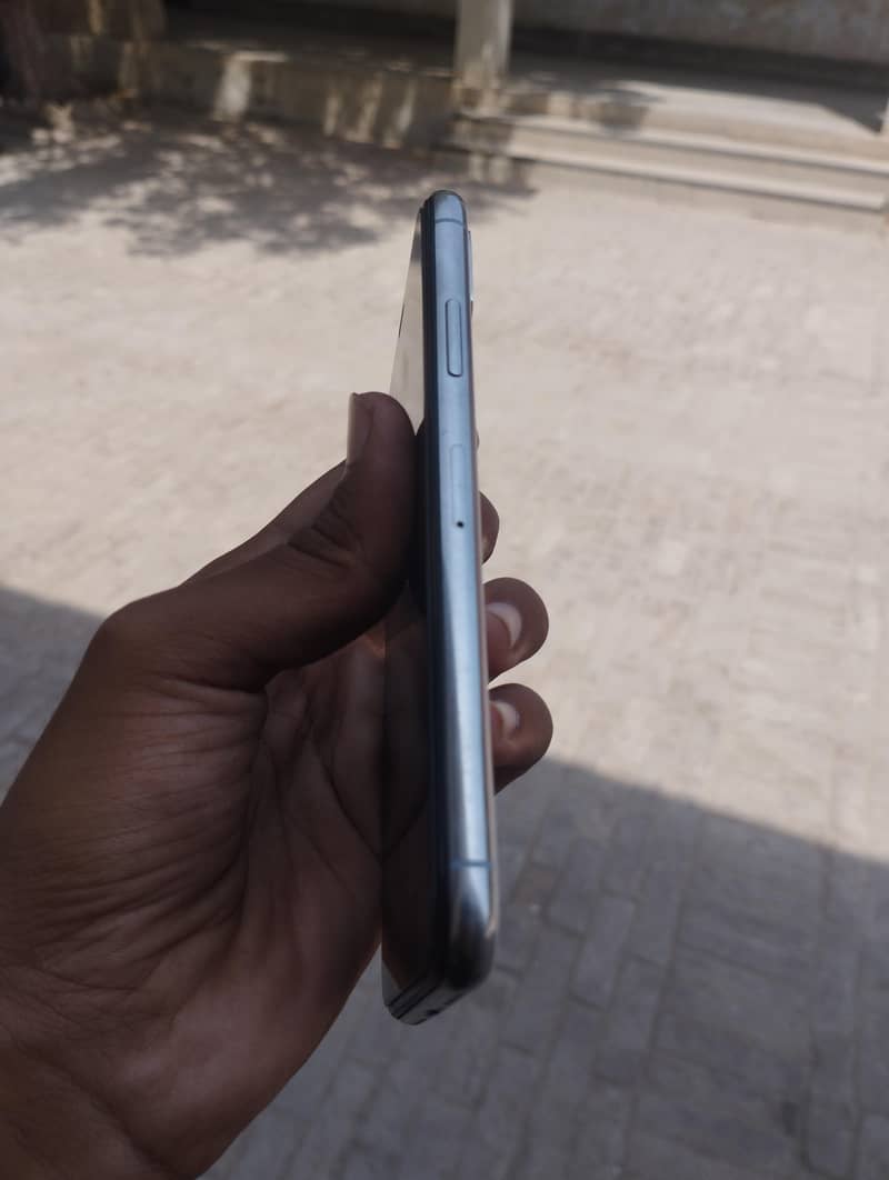 Apple iPhone X 1