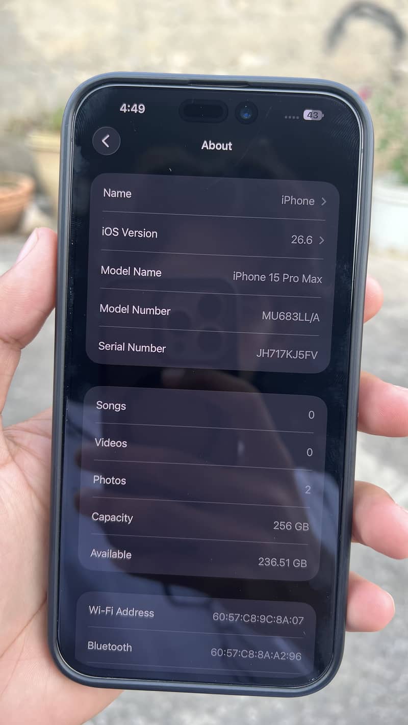 Apple iPhone 15 Pro Max 6