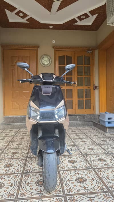 evee s1 pro.  03084960069