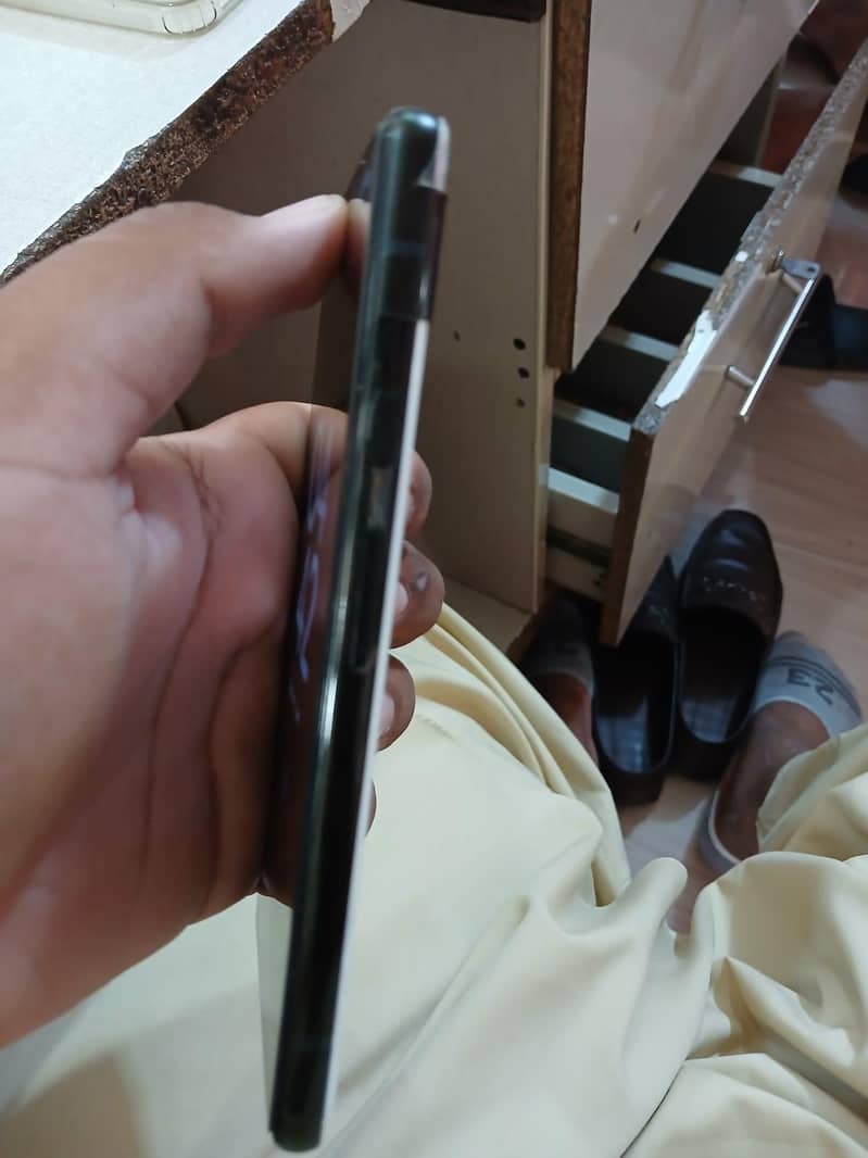 Google Pixel 6a 4