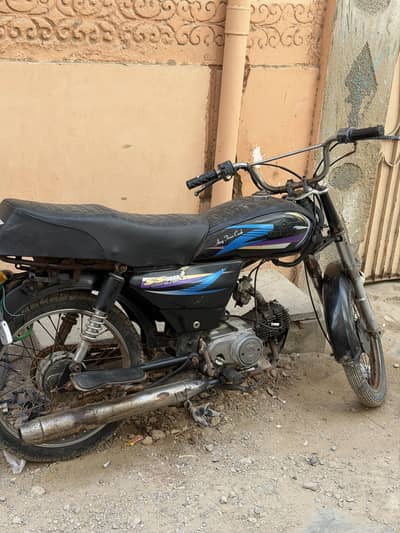 Super Star SS70 2017 Model – Karachi Registered – Rough Condition
