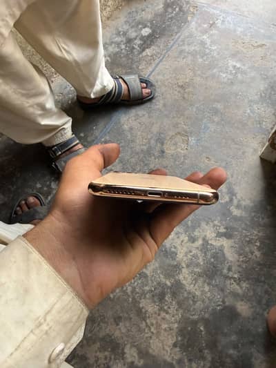 I phone 11 pro max 256 official pta