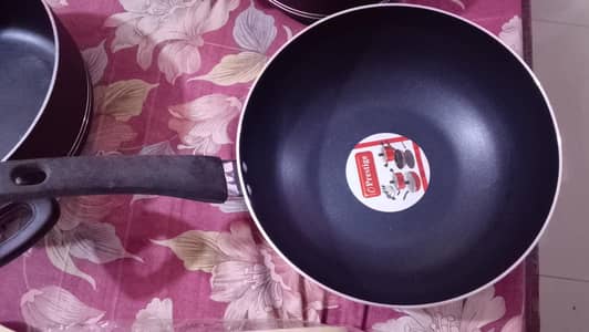 Prestige non stick 4 piece set. . . without fry pan