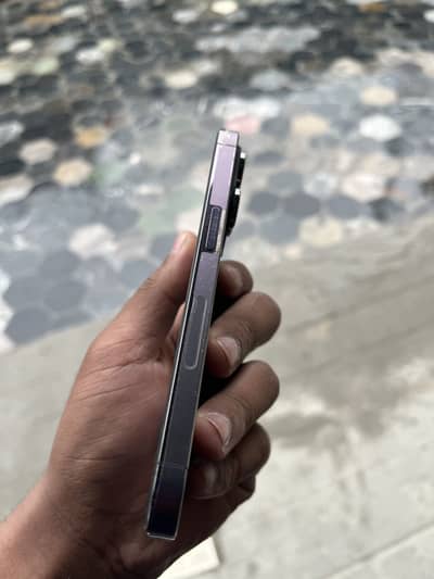 Apple iPhone 14 Pro