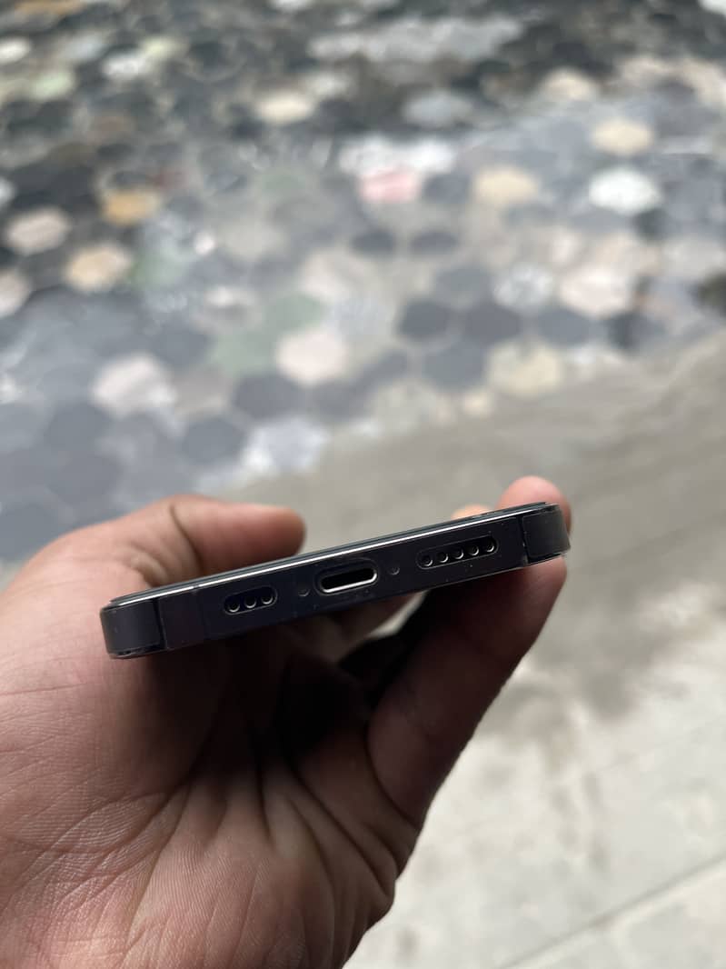 Apple iPhone 14 Pro 1