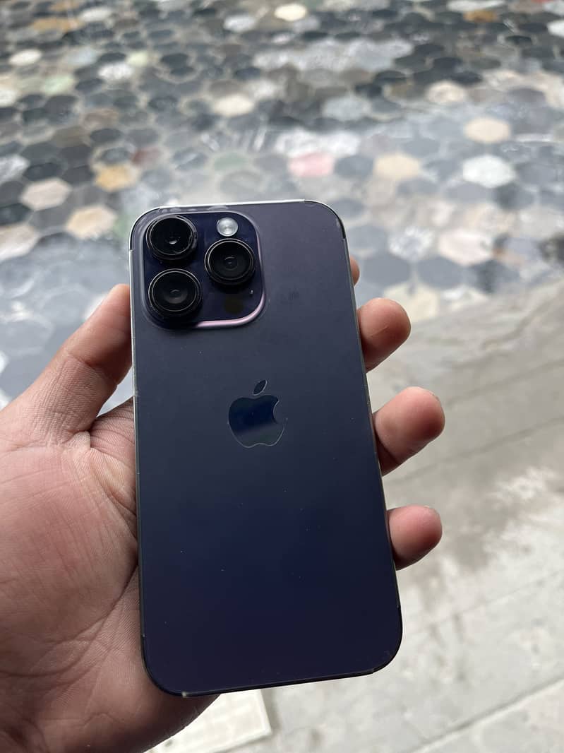 Apple iPhone 14 Pro 4