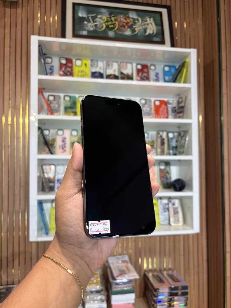iphone 15 Pro Max 3