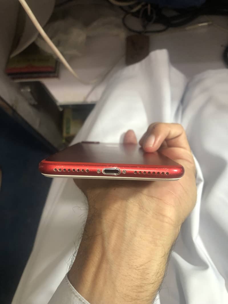 Apple iPhone 7 Plus 1